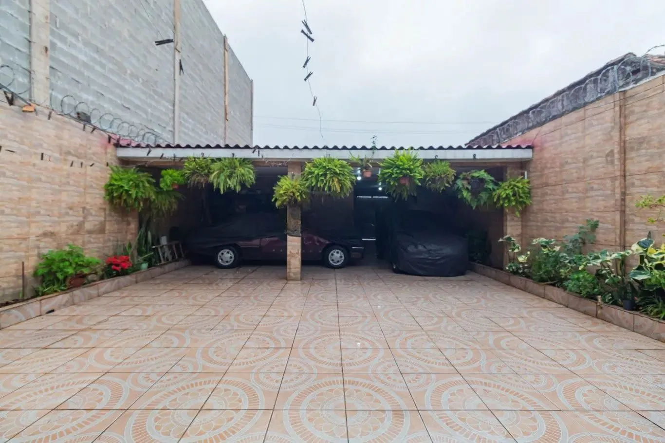 Imagem Casa com 2 dormitórios no bairro Sarandi, Porto Alegre