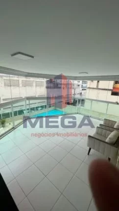 Imagem Excelente apartamento na segunda quadra do mar de Itapuã, 3 Quartos sendo 1 suíte c/ varanda, 2 vaga