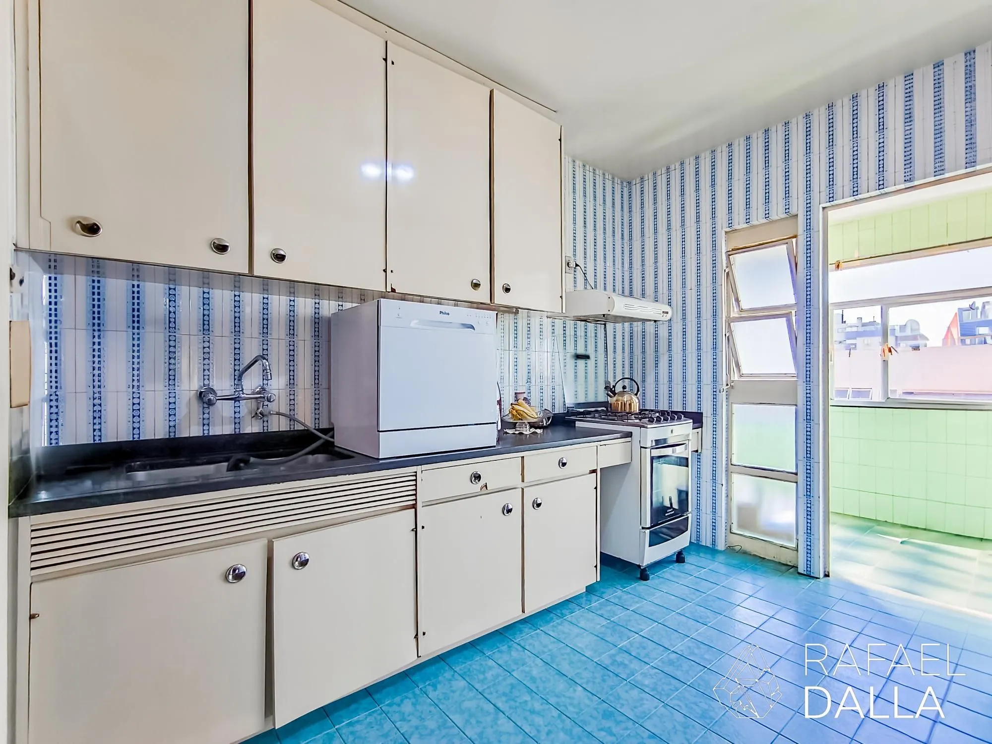 Imagem Apartamento de 3 dormitórios com suíte, vaga e portaria 24h na Protásio Alves