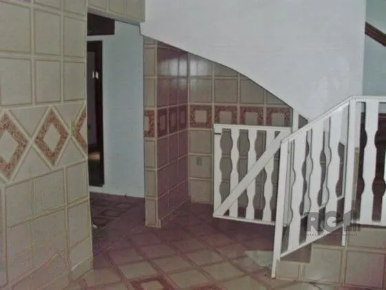Imagem Casa para Venda - 218m², 5 dormitórios, sendo 1 suites, 2 vagas - Vila Nova