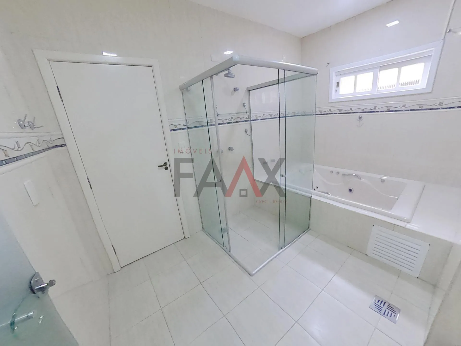 Imagem Excelente Casa com amplo espaço no Bairro Santana, com 300,00m²