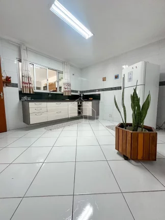 Imagem Casa individual ampla em Morada de Laranjeiras – 6 Quartos, 4 Suítes e Terraço