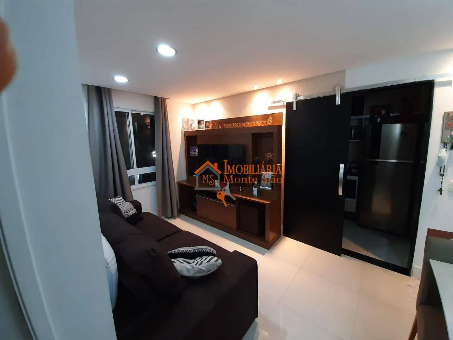 Foto do imóvel Apartamento com 2 dormitórios à venda, 50 m² por R$ 310.000,00 - Centro - Guarulhos/SP