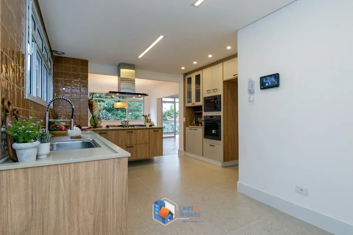 Imagem Apartamento para venda em Higienópolis com 3 quartos, sendo 1 suíte, 229m²
