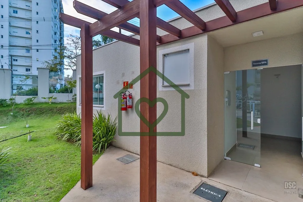 Imagem Este lindo apartamento conta com: 
 2 dormitórios (sendo 1 suíte) 
 55m² bem distribuídos 
 Saca...