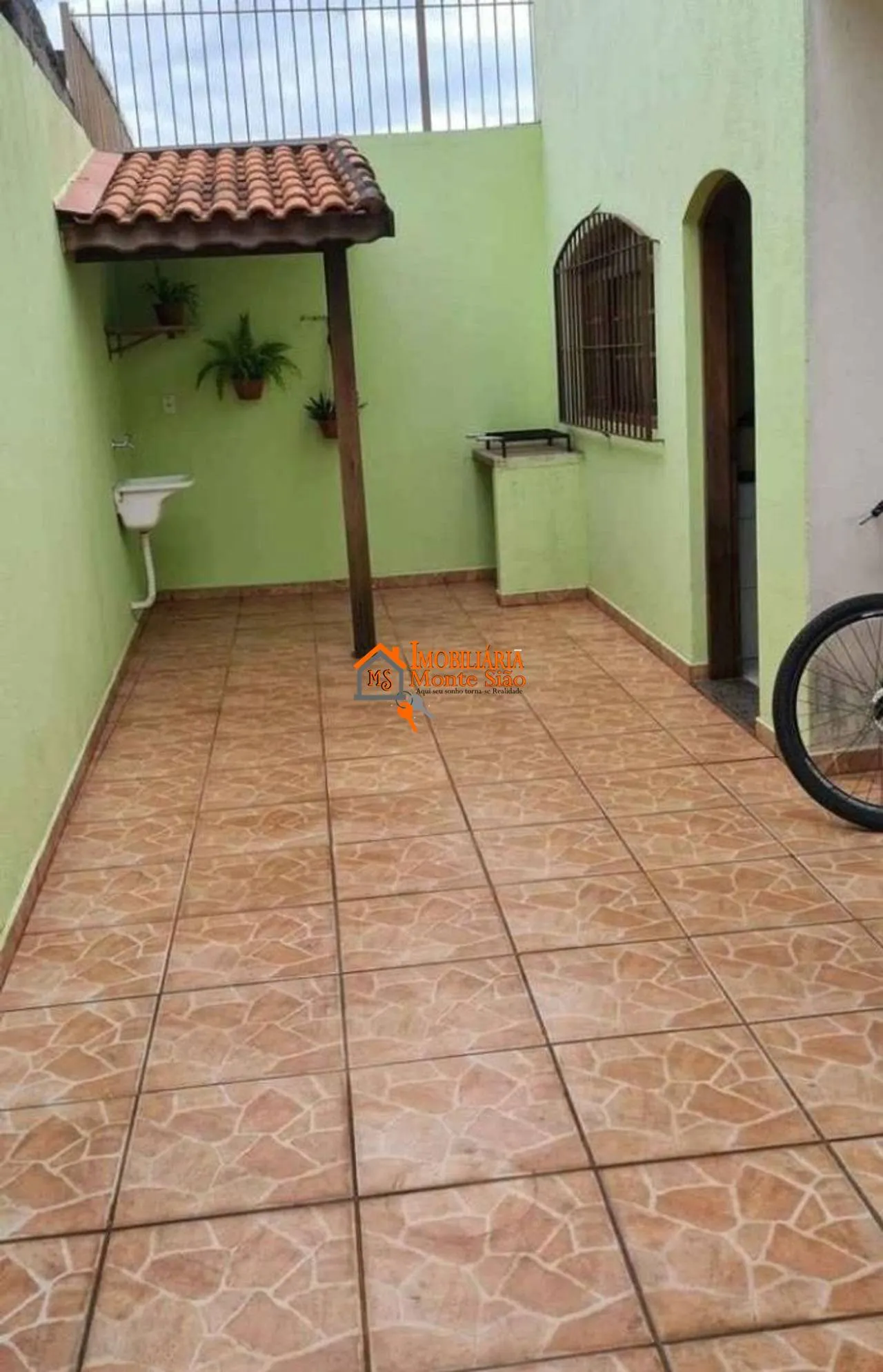 Imagem Sobrado com 3 dormitórios à venda, 130 m² por R$ 419.000,00 - Jardim Bom Clima - Guarulhos/SP