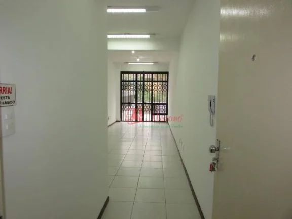 Imagem Na Cristovão Colombo, sala comercial de 27 m²