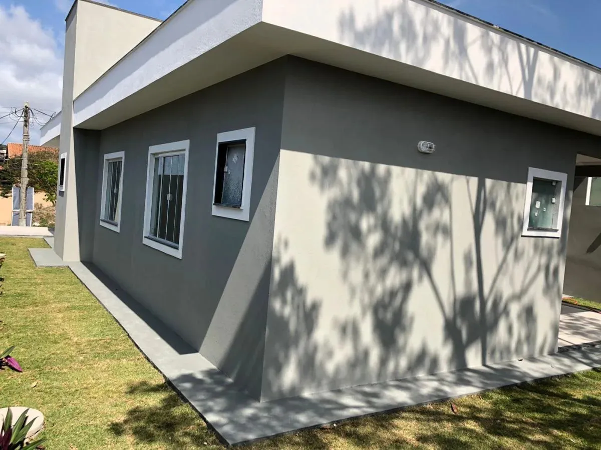 Imagem Casa em Condomínio para Venda em Cabo Frio / RJ no bairro Peró
