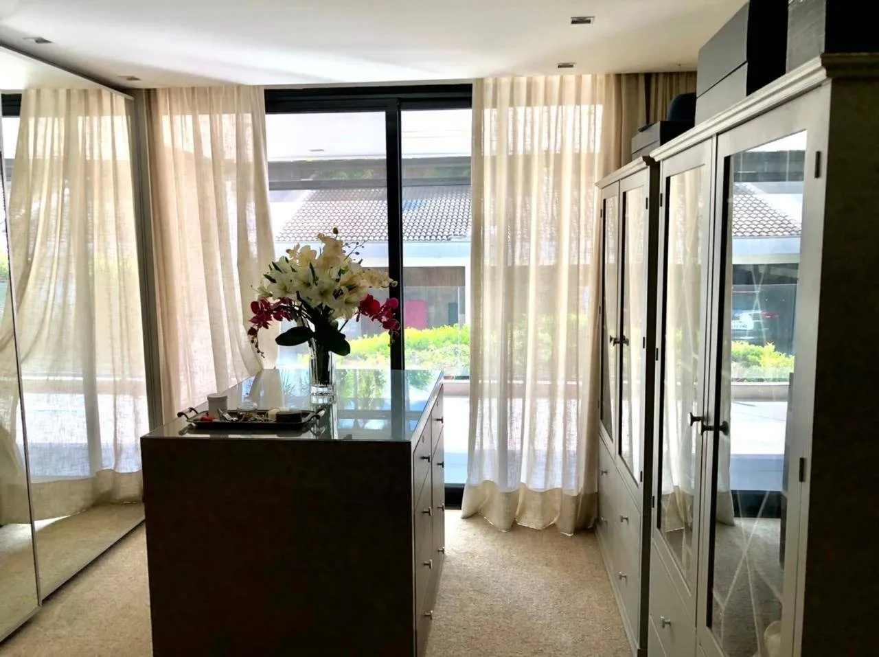 Imagem Sobrado disponível para venda em Alphaville Residencial 1