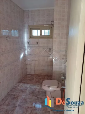 Imagem Imóvel bem localizado, e recentemente reformado.
