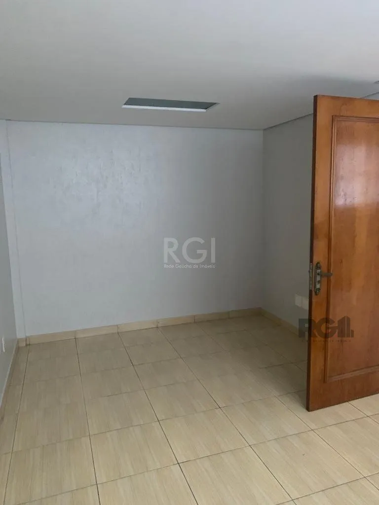Imagem prédio comercial, com 03 andares, loja térrea, mais 04 salas.
