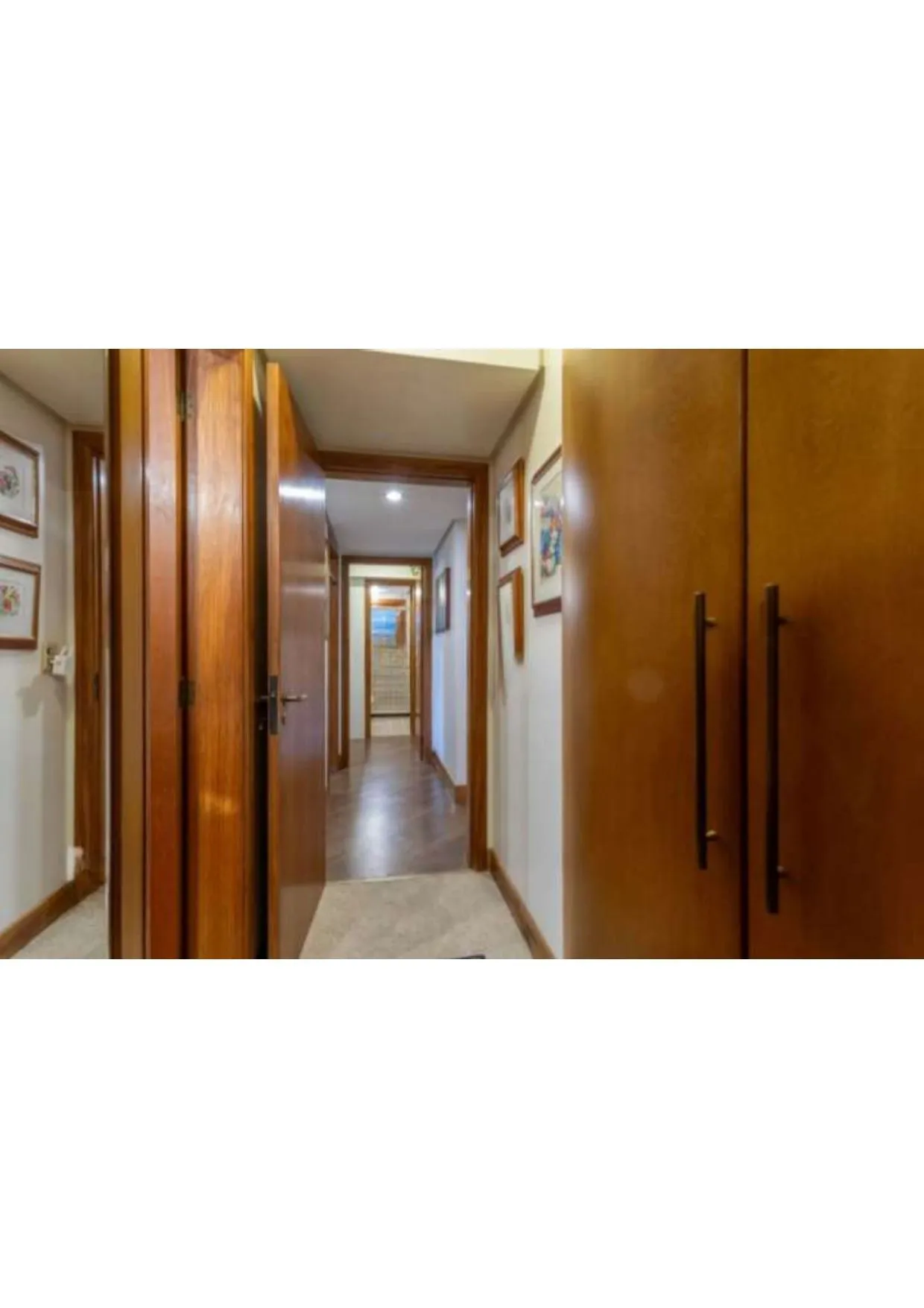 Imagem Apartamento com 3 dormitórios 2 Suítes e gabinete Semi mobiliado.Bairro Higienópolis