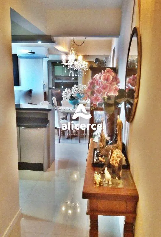 Imagem Apartamento à venda com 3 quartos 1 suíte, 92m² em Barreiros São José
