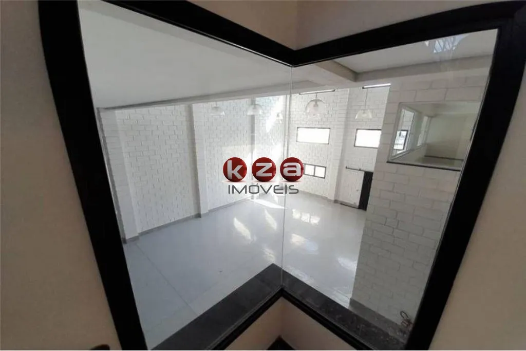 Imagem Aluguel de Galpão Industrial de 326m² com 5 salas e 3 vagas de garagem em Vista Alegre, Vinhedo-SP.