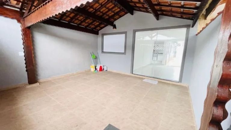 Imagem CASA GEMINADA NA TUPI 2 DORMITÓRIOS 1 SUÍTE!!!
