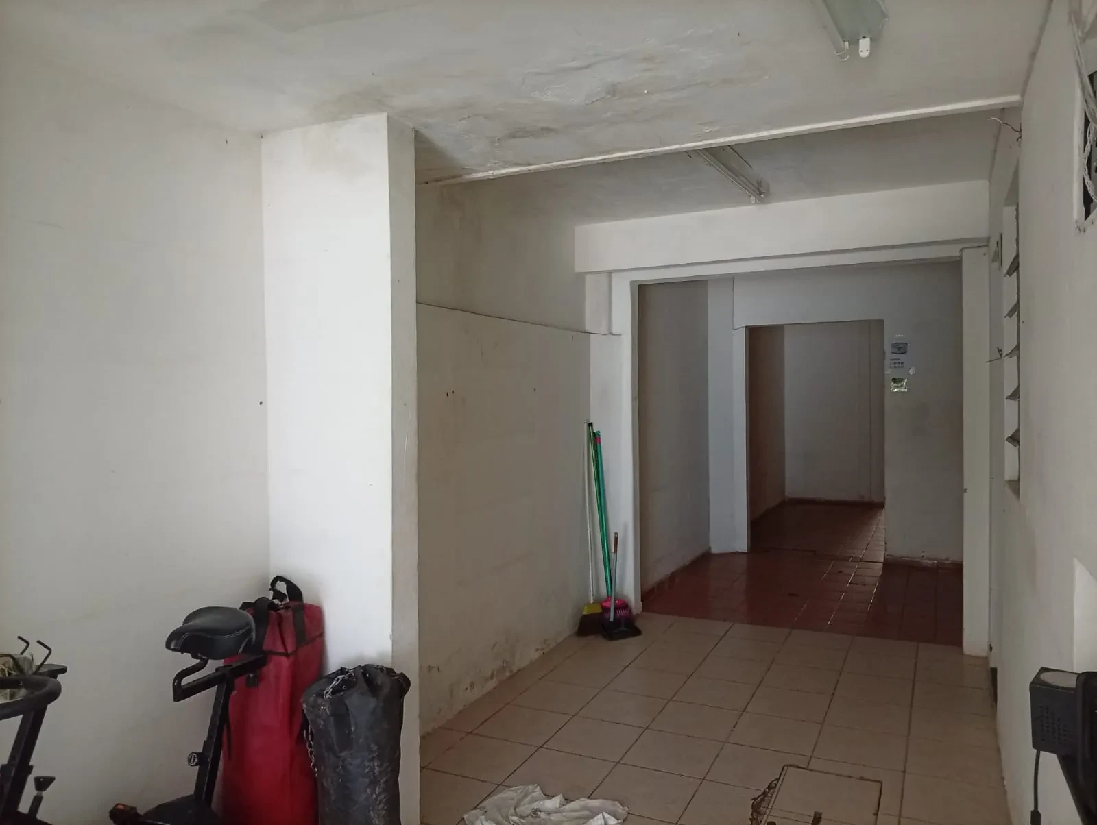 Imagem Galpão para Alugar, 250 m² em Vila Mathias - Santos