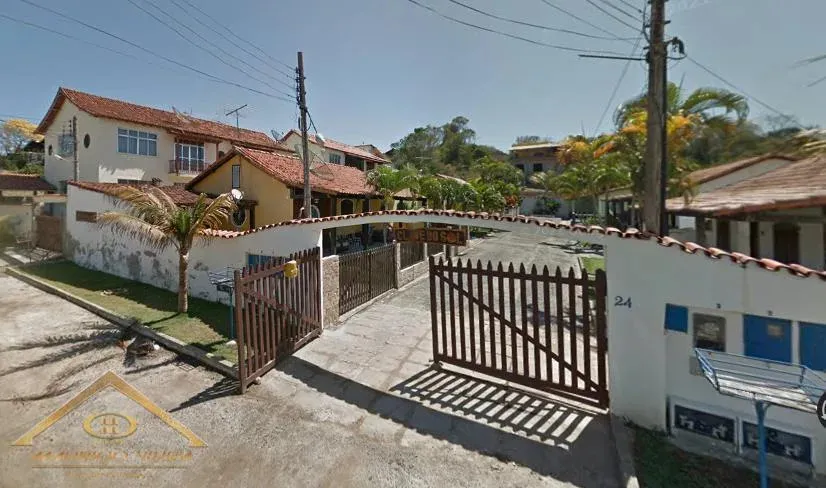 Imagem Casa em Condomínio para Venda em São Pedro da Aldeia / RJ no bairro Balneário São Pedro