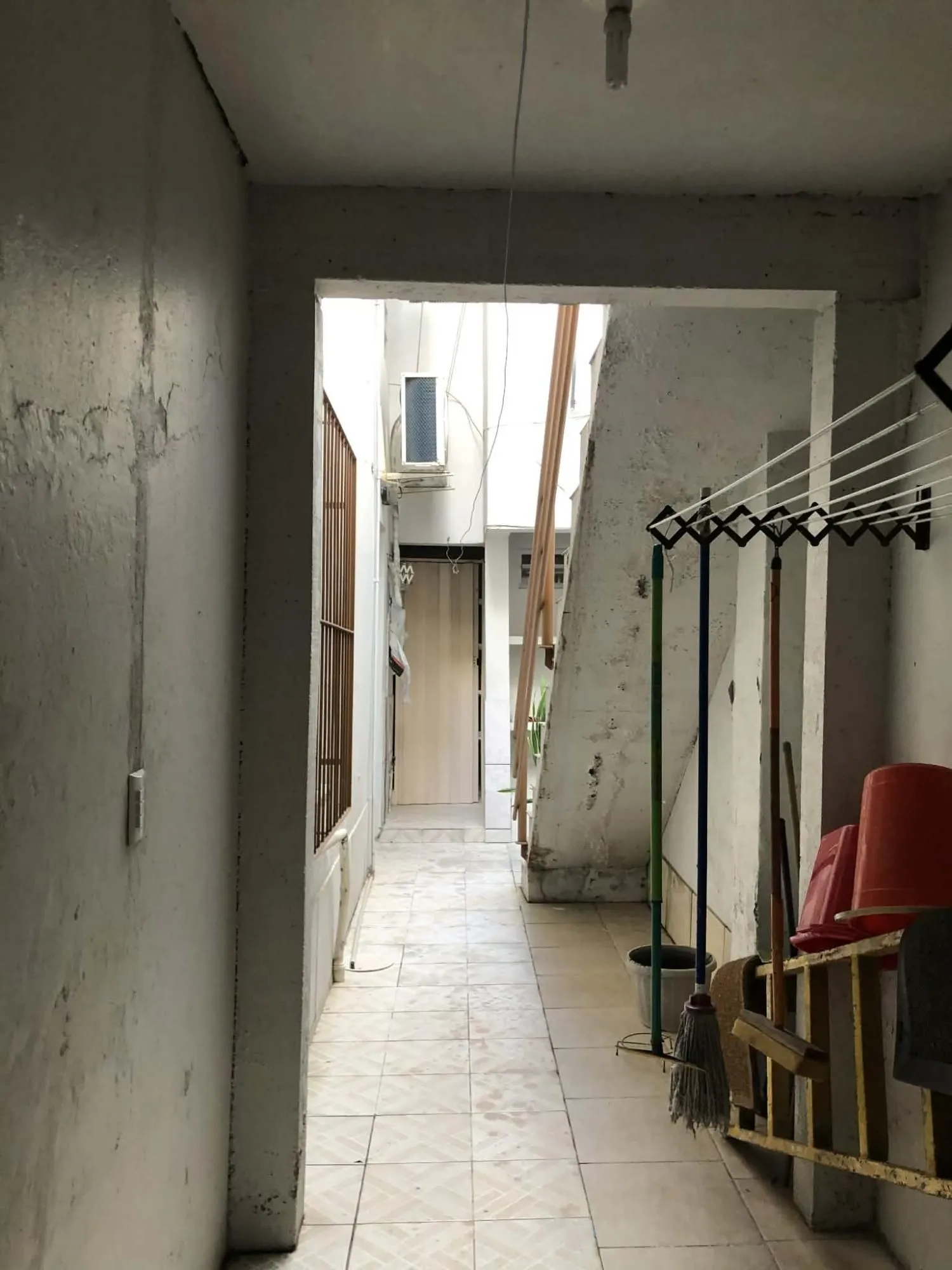 Imagem casa sobrado com lojas