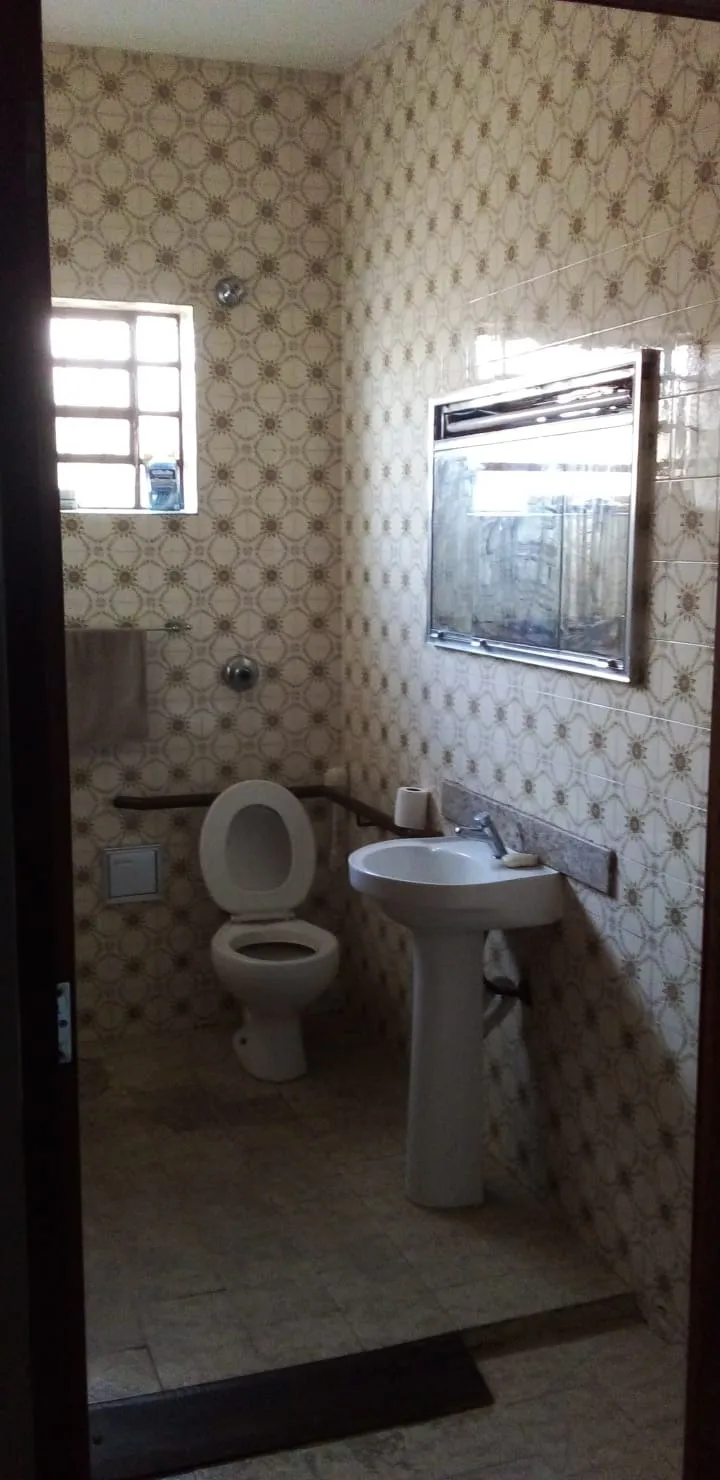 Imagem Excelente casa para fins comercias na Vila Independência.