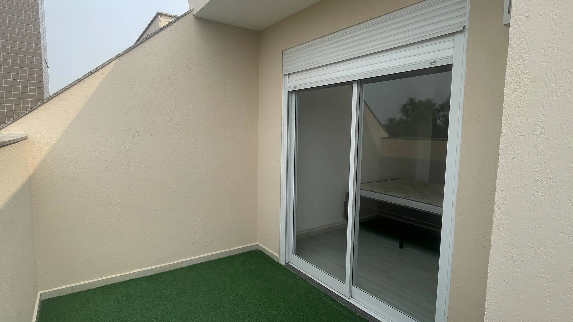 Imagem Apartamento 3 dormitórios locação anual em Canasveiras