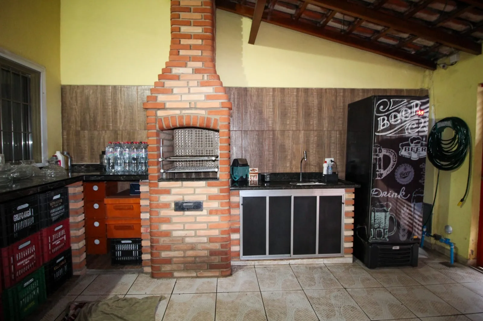 Imagem Casa Ampla e Moderna na Zona Norte com Área Gourmet e Quintal Privativo