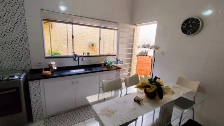 Imagem Casa à venda no bairro Saúde - Mogi Mirim/SP