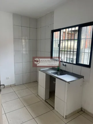 Imagem Casa à Venda no Jardim Edda, SP: 3 Dorms, 1 Banheiro - R$230 Mil, são 3 casinhas no quintal, Ideal para investimento.