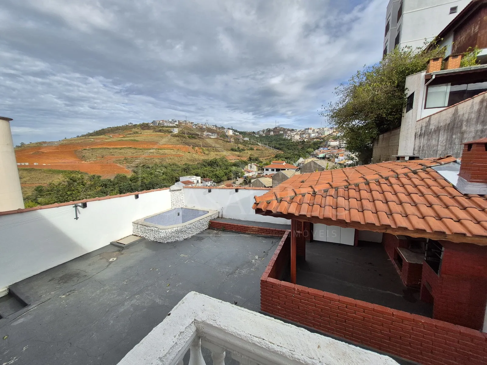 Imagem Casa 3 quartos à venda em Jardim Centenário, Poços de Caldas