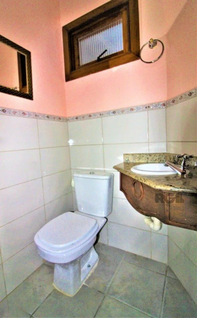 Imagem Casa em condomínio 111m² - 3 dormitórios sendo 1 suíte e 4 vagas no bairro Espirito Santo