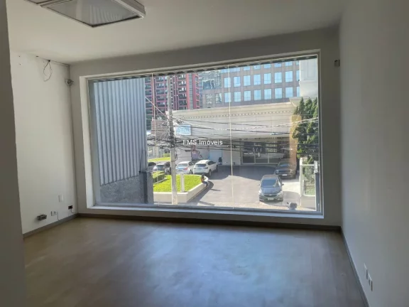 Imagem Edifício Comercial na Vila Olímpia: 296m², 2 Vagas - Venda ou Locação em SP