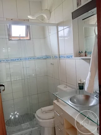 Imagem Excelente Casa 3 Dormitórios/Suíte c/ Piscina + Loft nos Ingleses