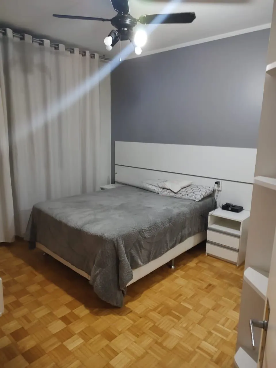 Imagem Apartamento de 3 dormitorios à venda em Higienópolis, Porto Alegre.