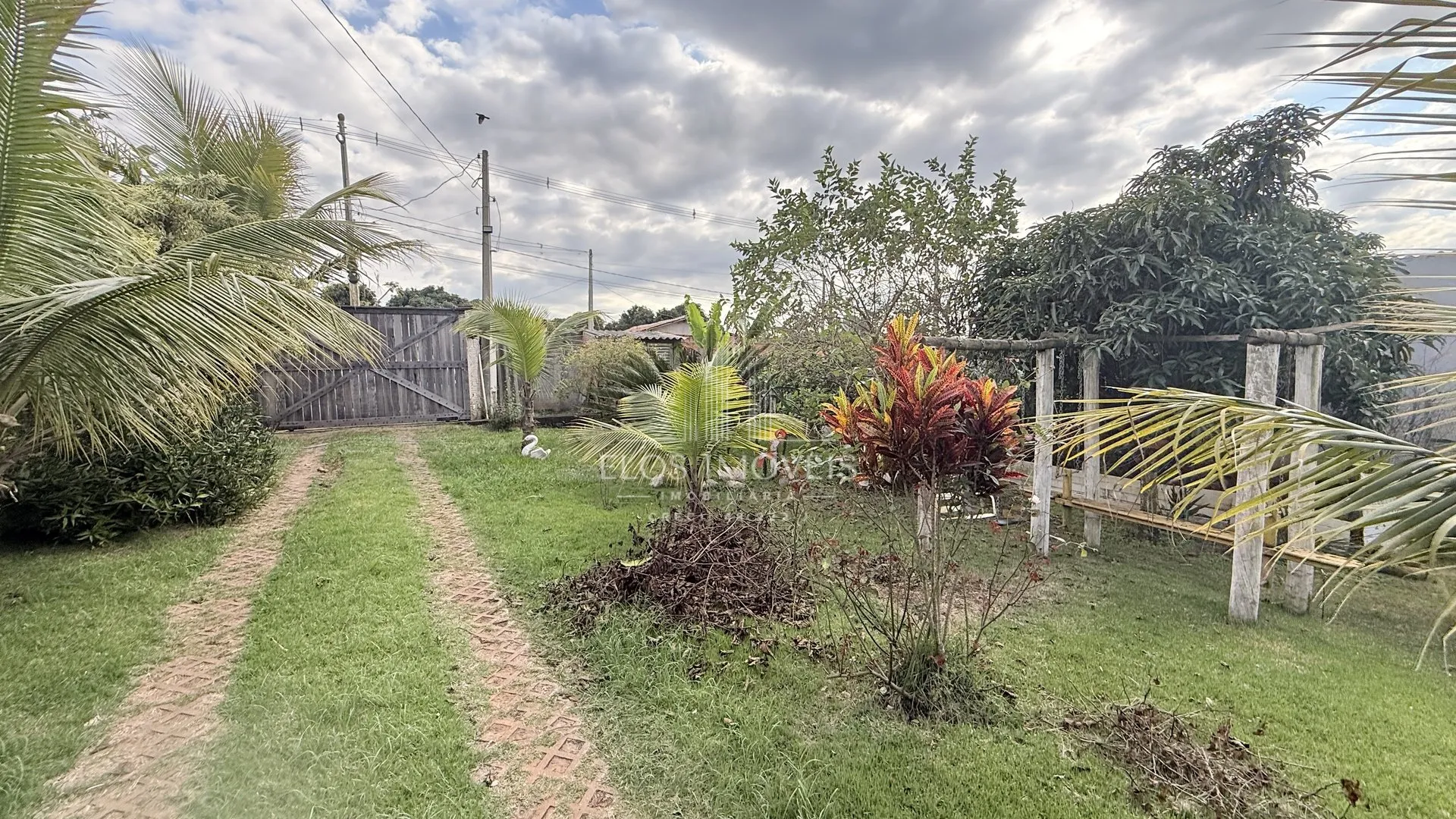 Imagem Chácara de 3 quartos, 1000m² no bairro Bairro dos Pires, em Limeira