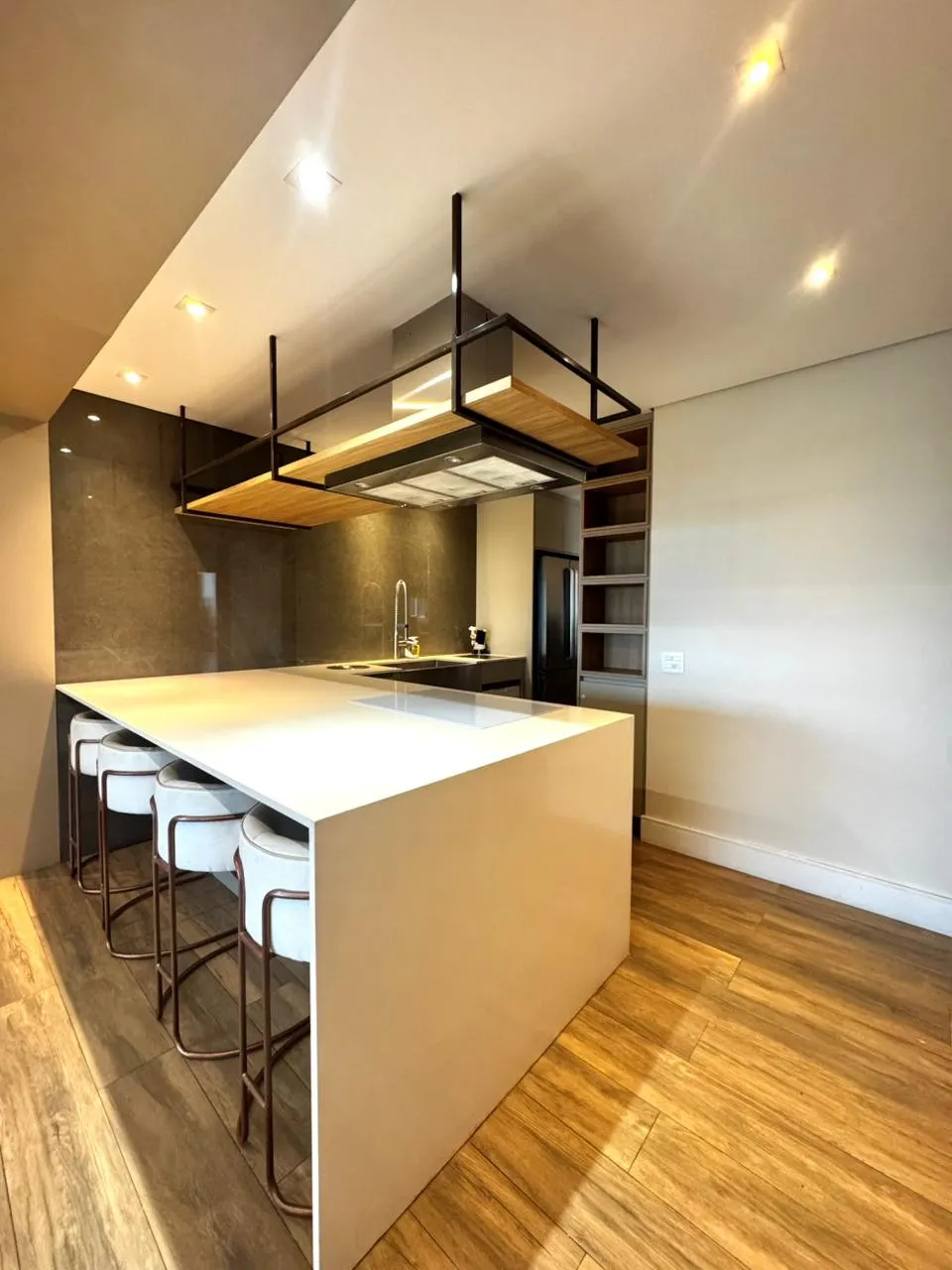 Imagem Apartamento para venda em Vila Anastácio com 2 quartos, sendo 2 suítes, 134m2