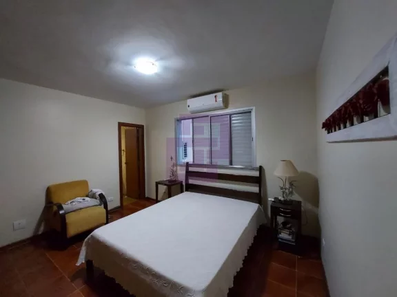Imagem Apartamento para Venda em Guarujá / SP no bairro Astúrias