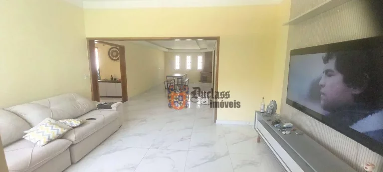 Imagem Chácara com 4 dormitórios à venda, 960 m² por R$ 1.290.000,00 - Mascate - Nazaré Paulista/SP