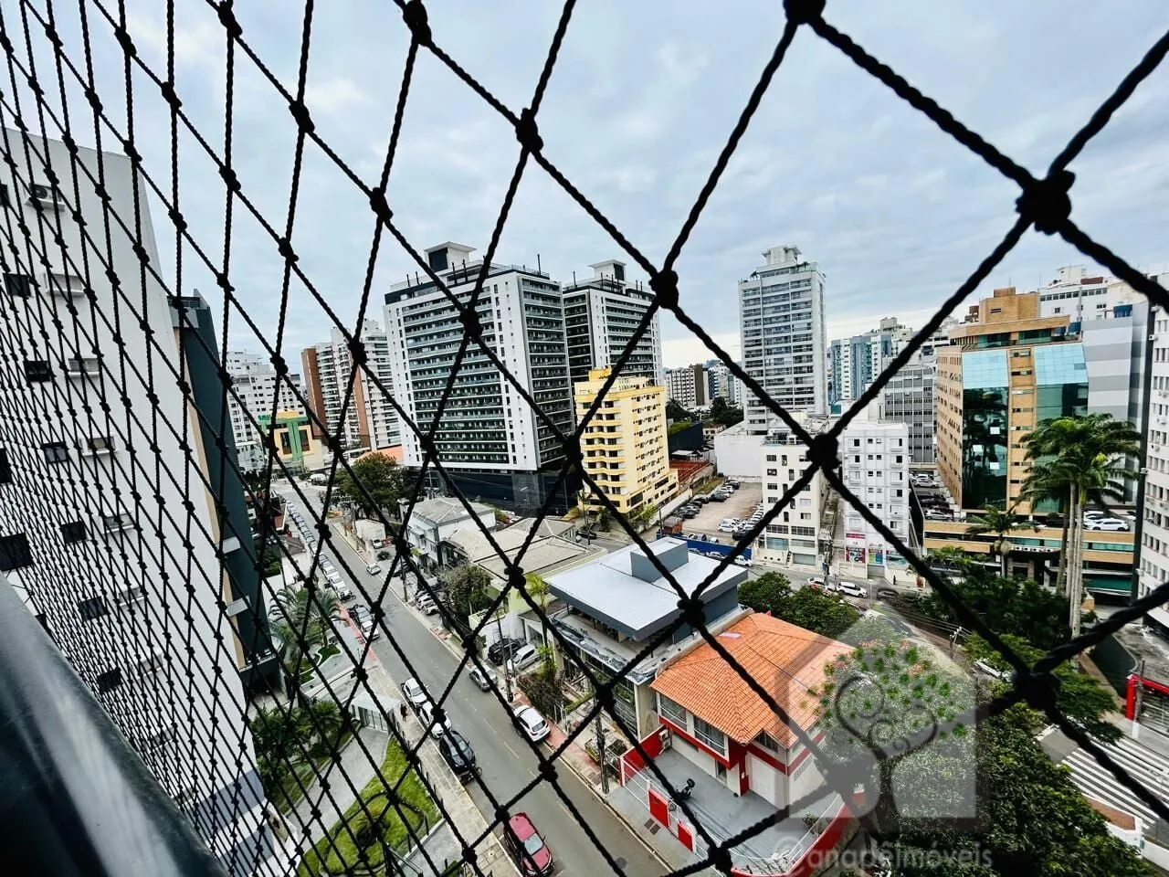Imagem Apartamento à venda no Centro de Florianópolis com 3 quartos, suíte e excelente localização