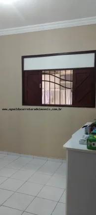 Imagem Casa para Venda em Parnamirim, Emaús, 3 dormitórios, 1 suíte, 2 banheiros, 2 vagas