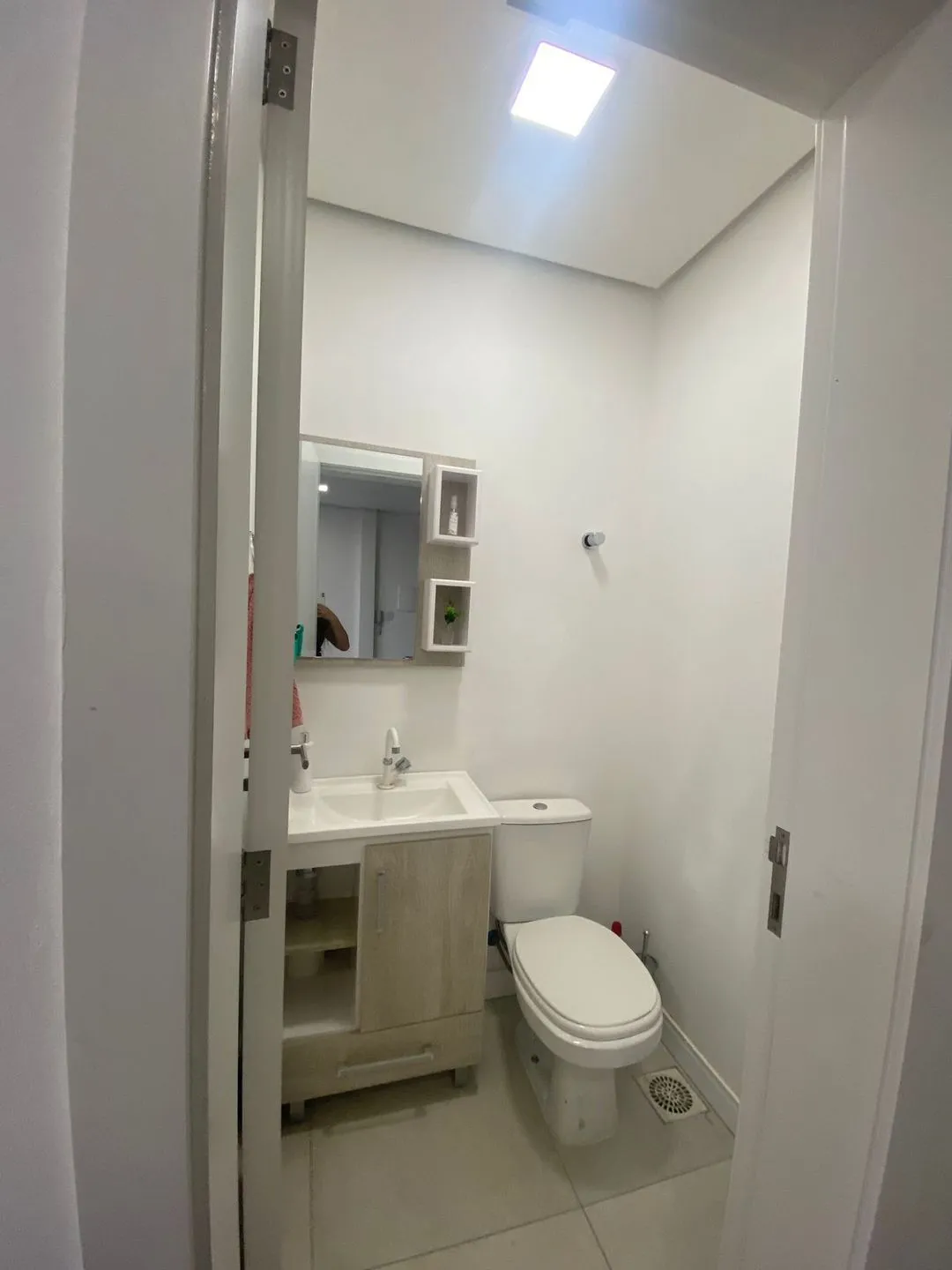 Imagem Sala comercial à venda em Três Cachoeiras, Centro, 30m2