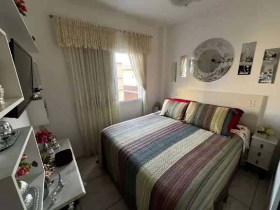 Imagem EXCELENTE APARTAMENTO NA OCIAN COM 2 DORMITÓRIOS E 1 VAGA!!!