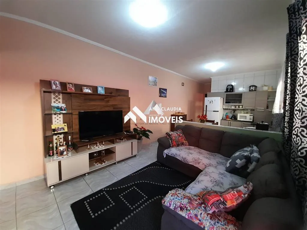 Imagem Casa com piscina na Praia de Mongagua