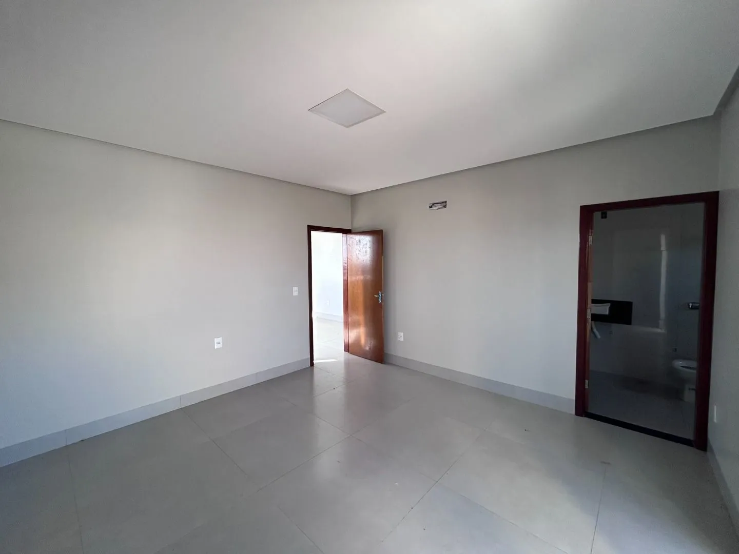 Imagem Casa com 1 dormitório à venda, 140 m² por R$ 475.000,00 - Afonso Queiroz - Patos de Minas/MG