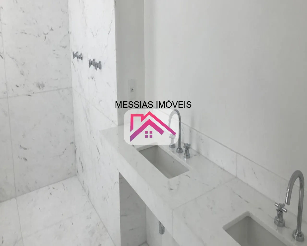 Imagem APARTAMENTO DE 4 SUITES E 4 VAGAS COM DEPOSITO - DOLCE MOEMA