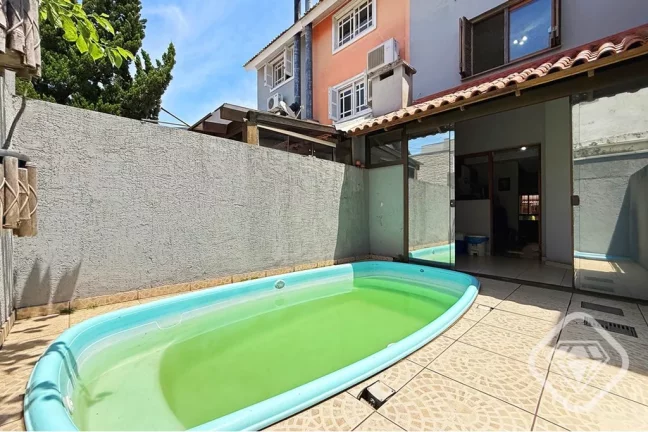 Imagem Casa com conforto, segurança e lazer no Condomínio La Fuente

Uma residência que entrega equilíb...