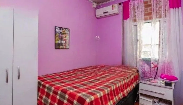 Imagem Casa de 3 dormitórios para venda ,estuda imóvel de menor valor no negócio, bairro Partenon em Porto Alegre/RS.