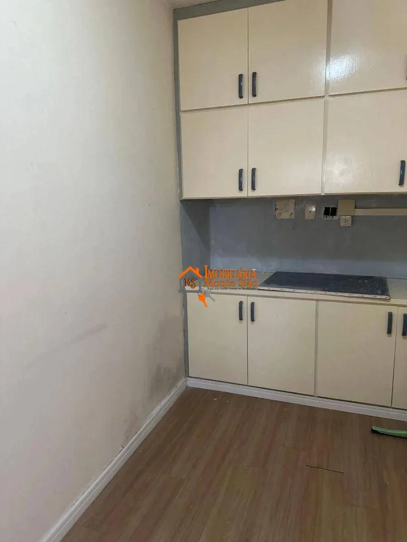Imagem Casa com 3 dormitórios à venda, 210 m² por R$ 1.700.000,00 - Ponte Grande - Guarulhos/SP