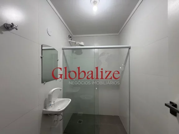 Imagem Apartamento com 70m², 2 dormitórios (1 suíte) à venda na Ponta da Praia por R$465.000,00.