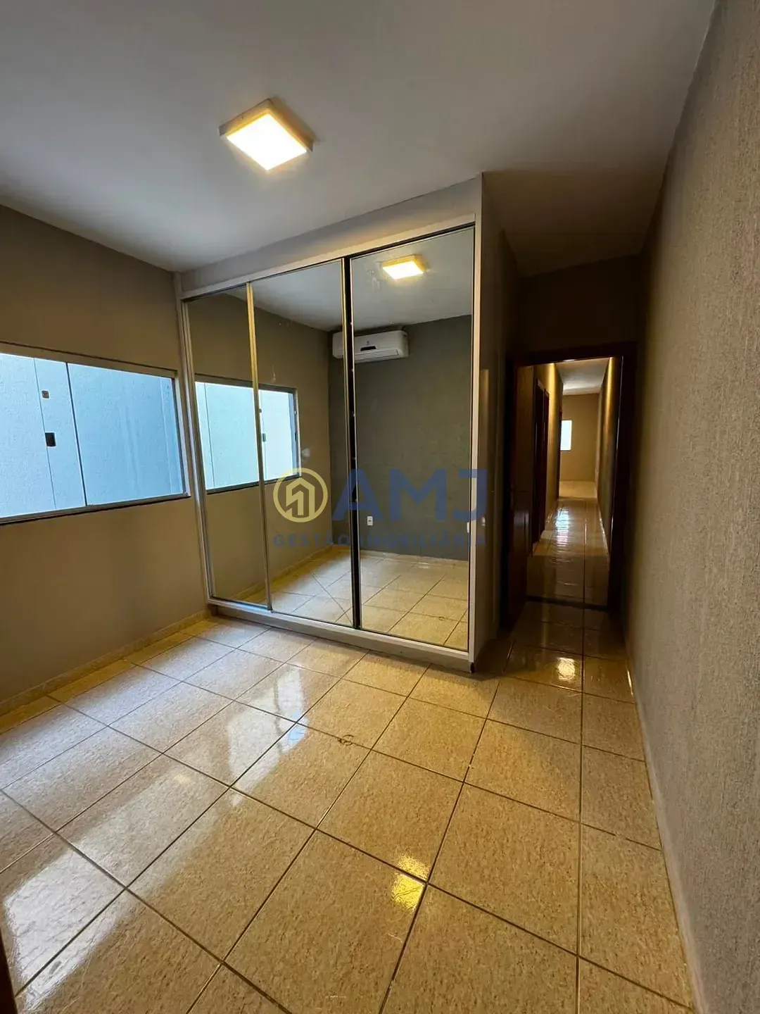 Imagem CASA À VENDA NO JARDIM SÃO JOSÉ | GOIÂNIA/GO | FINANCIA 100%