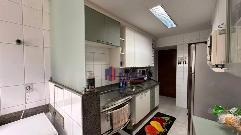 Imagem Apartamento com 3 dormitórios à venda, 120 m² por R$ 1.400.000,00 - Praia de Itaparica - Vila Velha/ES