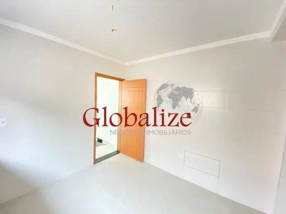Imagem CASA COM 3 SUÍTES, 5 BANHEIROS,PISCINA,CHURRASQUEIRA À VENDA POR R$ 1.250.000,00